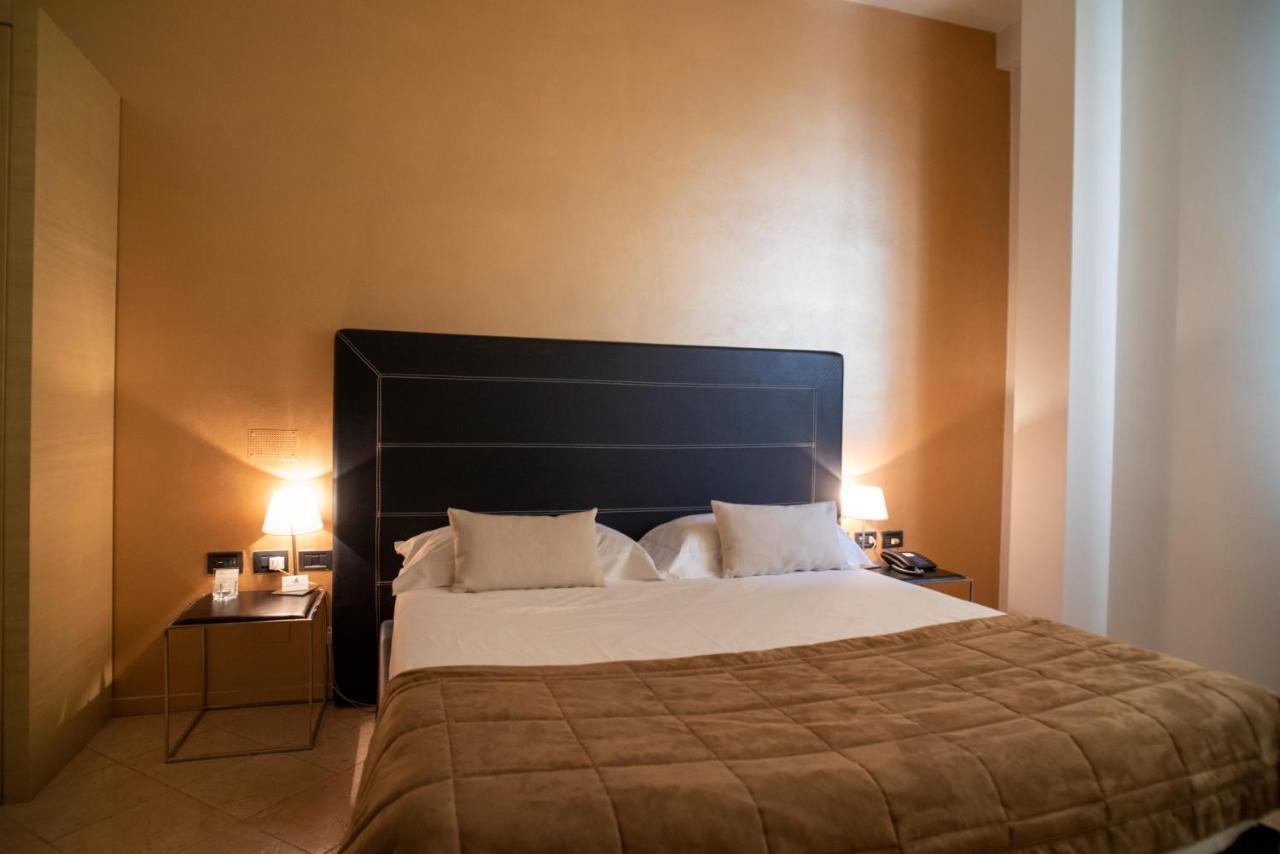 Pallazzolo sullʼOglio Hotel Europa מראה חיצוני תמונה